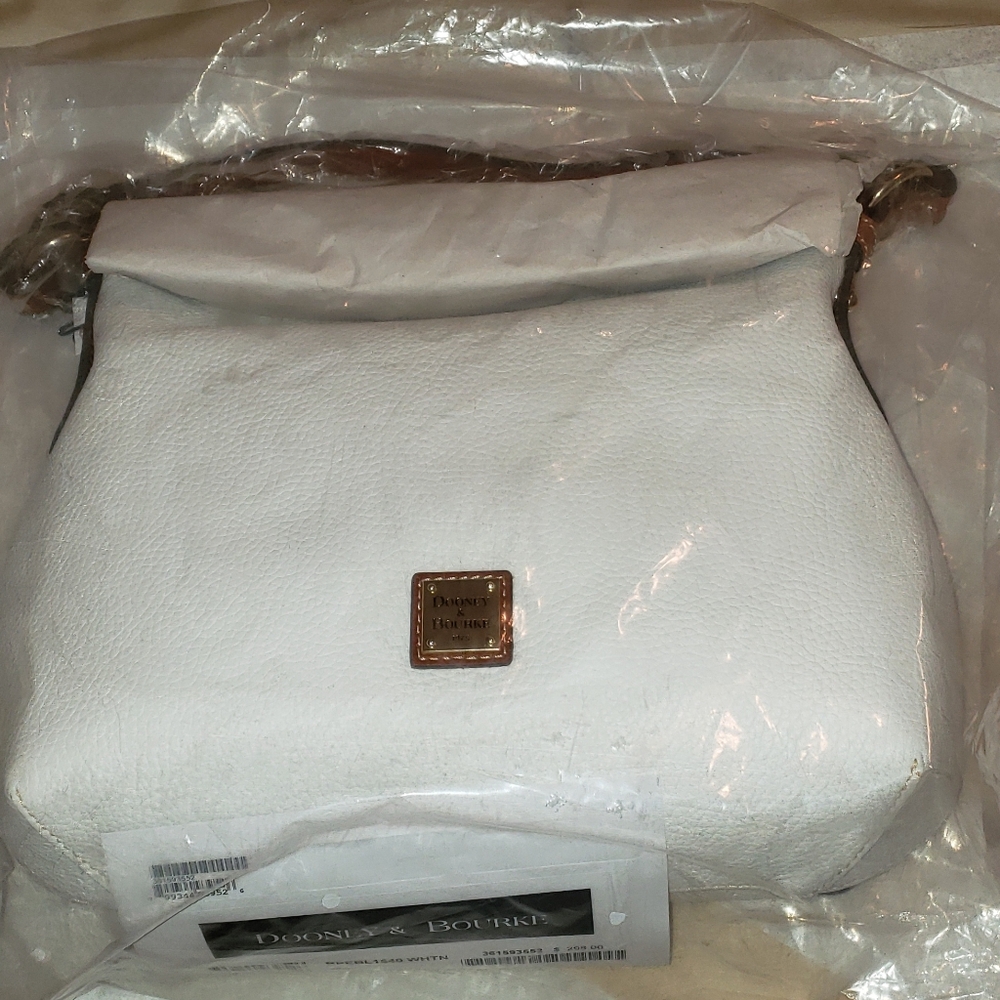 Dooney and Bourke Pebble Leather Twist Strap Hobo Bag Color White/Tan Trim NWT - Picture 2 of 13